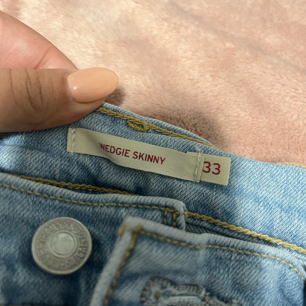 Levis Skinny Jeans size 33 - Picture 2 of 3